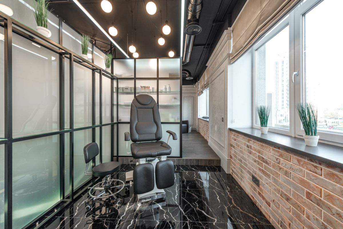 Nail studio interior — LizzNails, Allapattah Miami