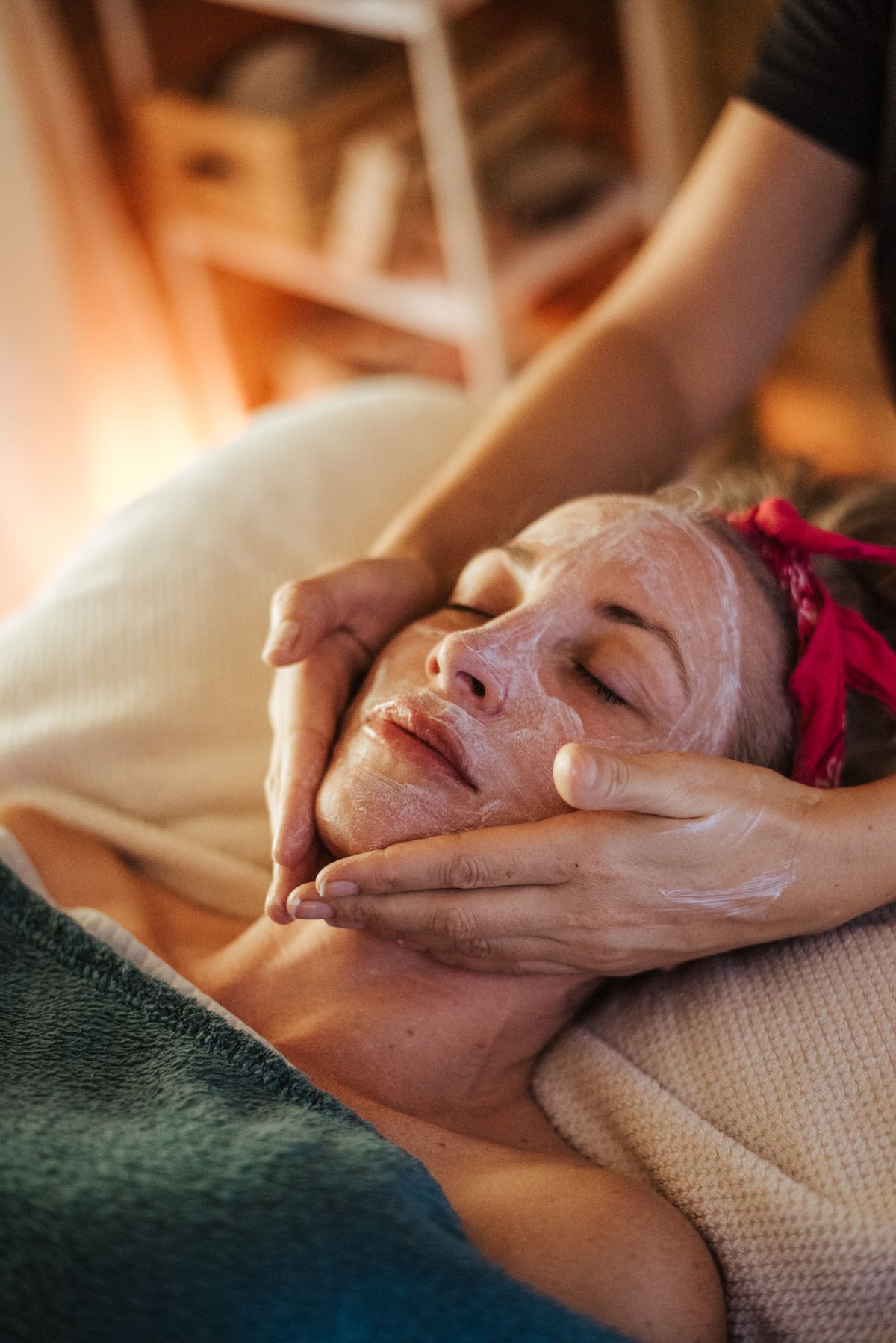 Beauty and wax services at LizzNails Miami